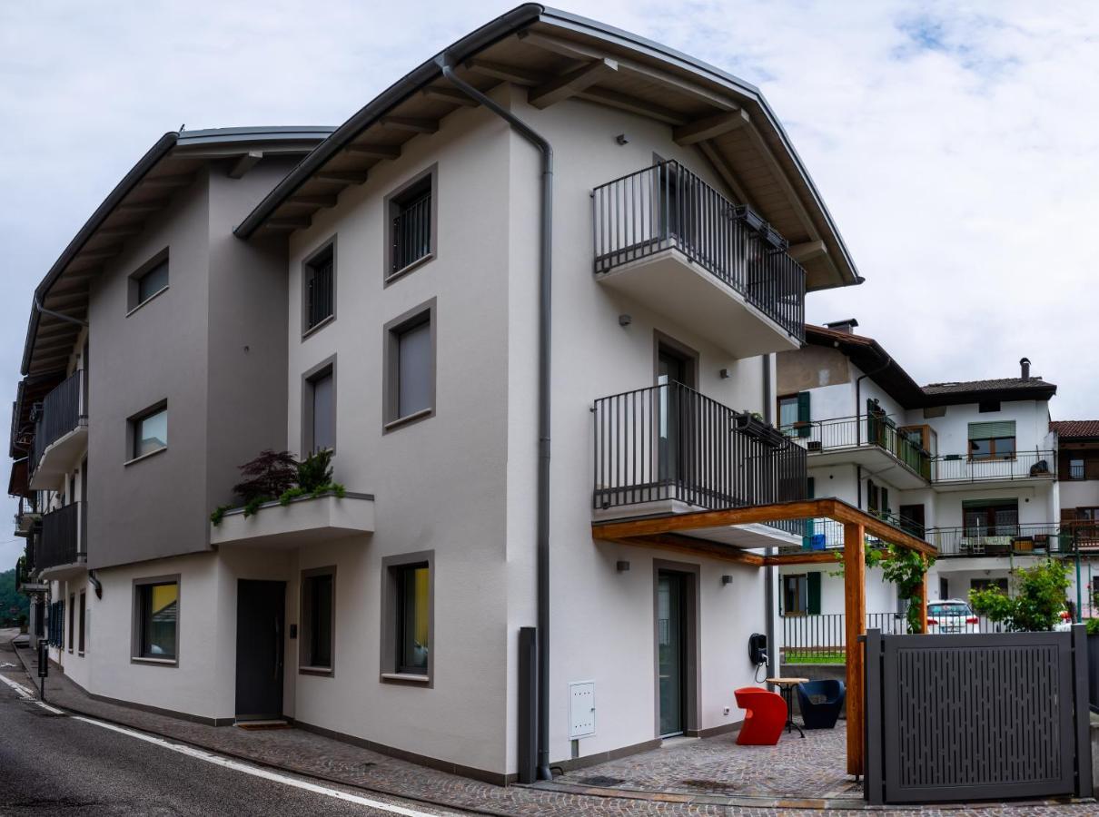 レーヴィコ・テルメ Casa Carolina Bed & Breakfast エクステリア 写真