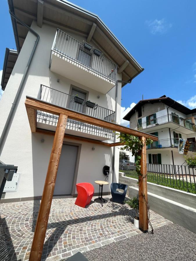 レーヴィコ・テルメ Casa Carolina Bed & Breakfast エクステリア 写真